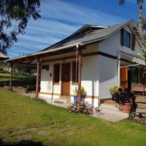Acogedora Casa Con Excelente Ubicación